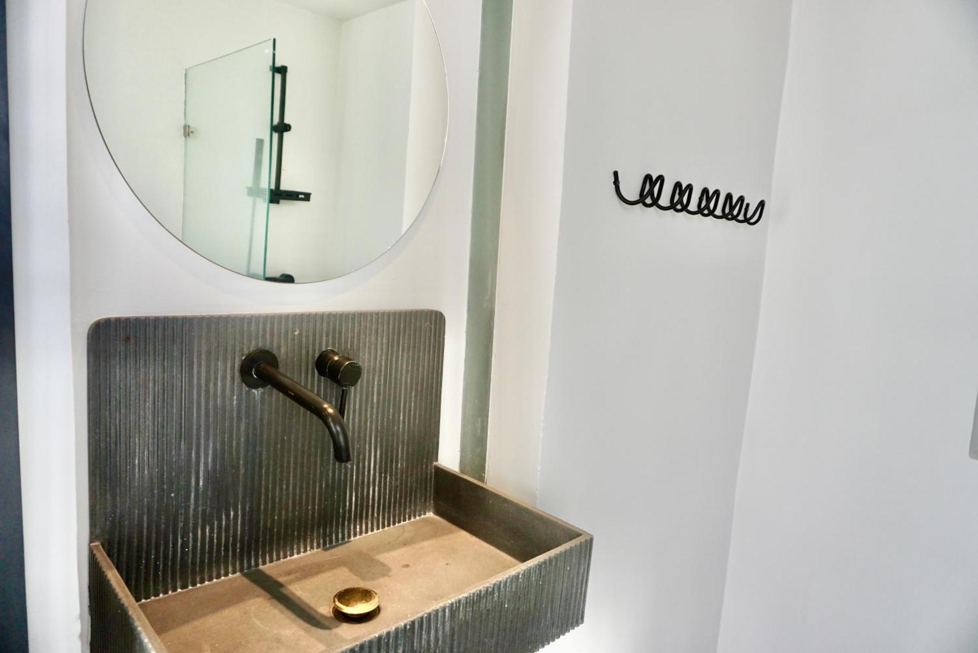 Hip And Funky Apartment Silom Soi 3, With Rooftop View Bangkok Extérieur photo