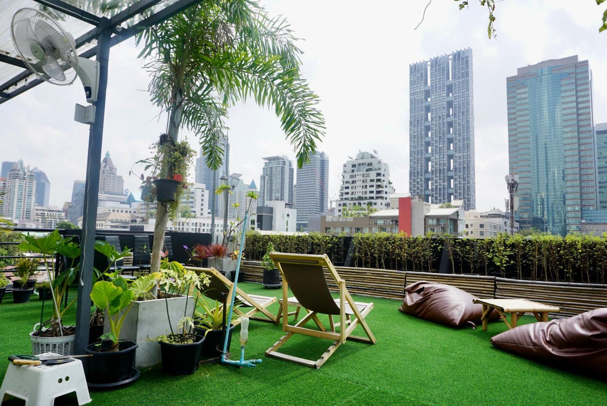 Hip And Funky Apartment Silom Soi 3, With Rooftop View Bangkok Extérieur photo